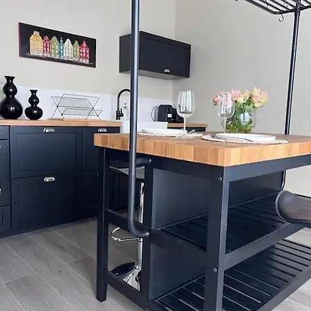 A La Bonne Adresse شقة Mercatel